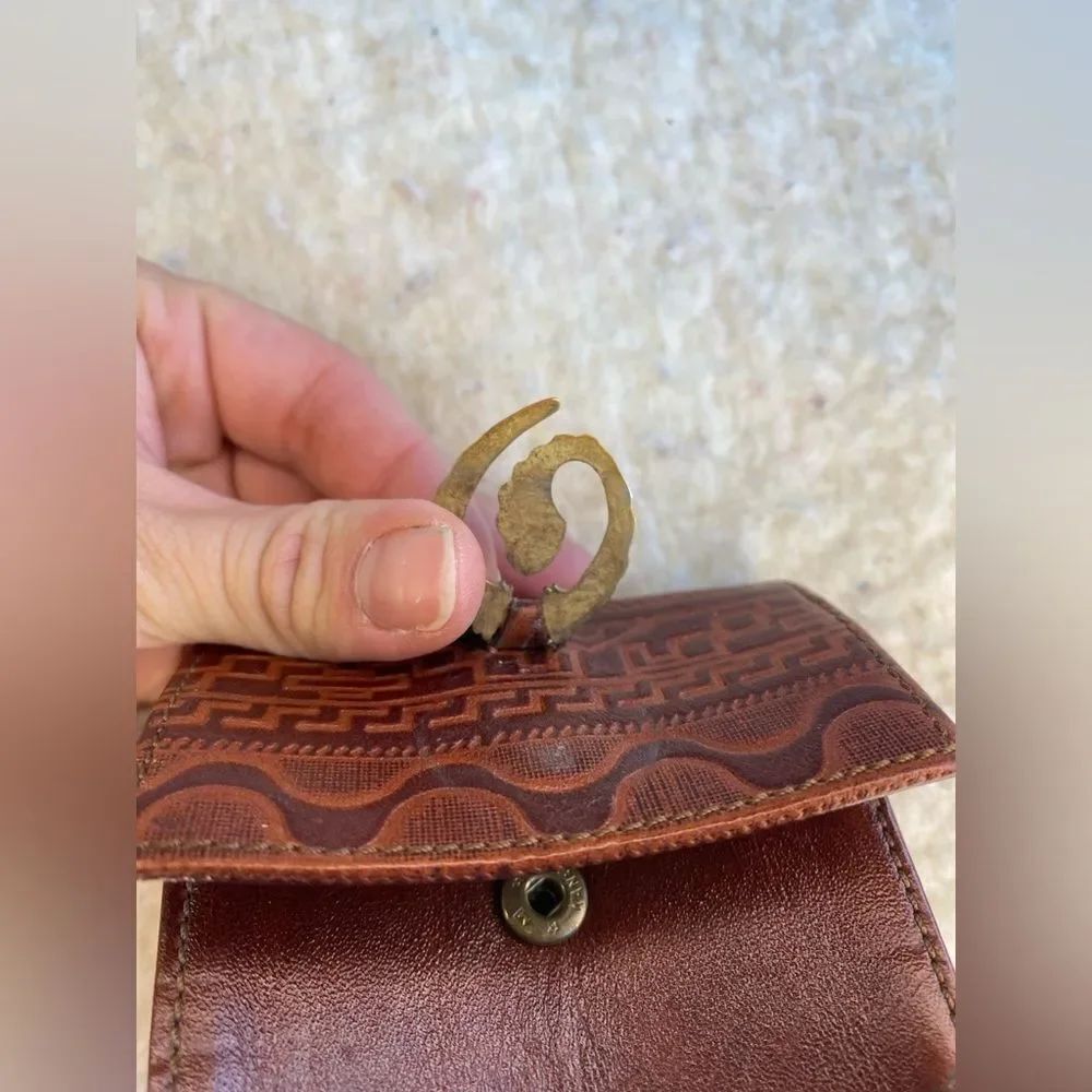 Genuine Leather Coin Pouch - Picture 4 of 8